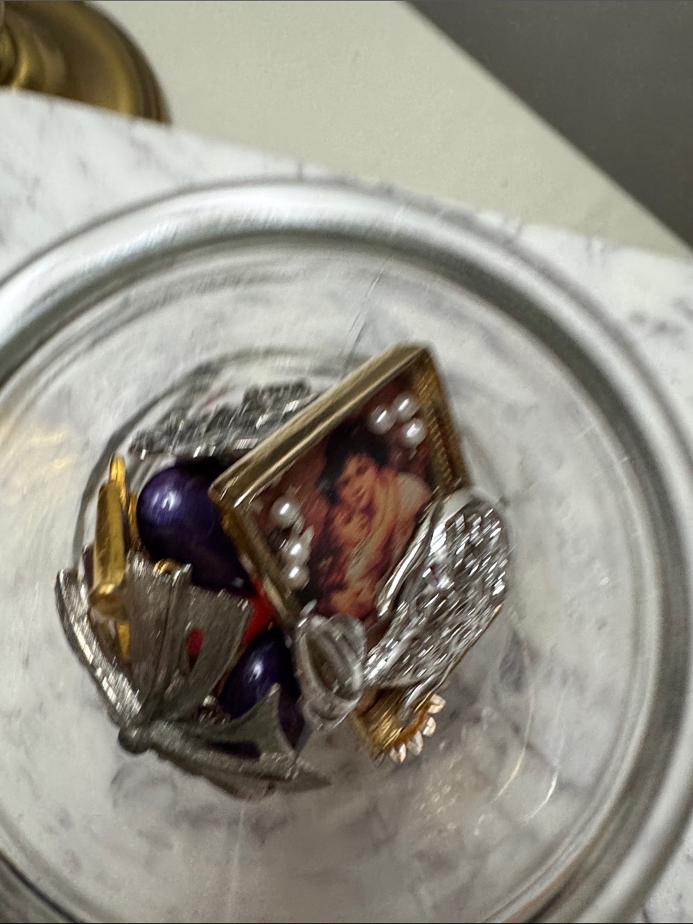 Mystery Brooch Jar - Picture 4 of 5